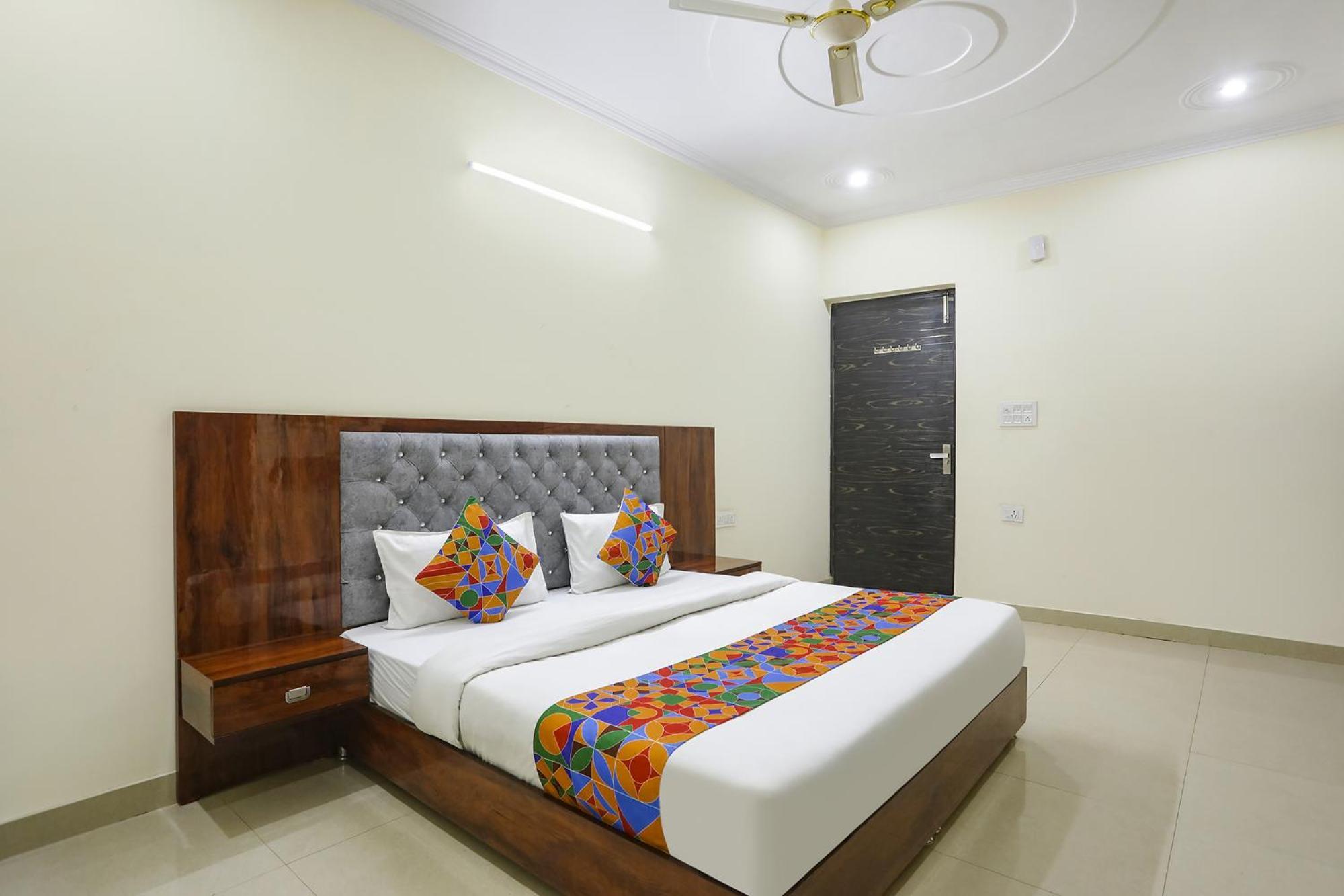 Fabexpress Asp Royal Residency Inn- Janakpuri Delhi  Dış mekan fotoğraf