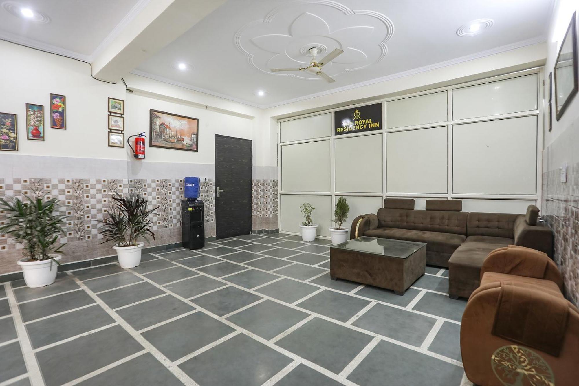 Fabexpress Asp Royal Residency Inn- Janakpuri Delhi  Dış mekan fotoğraf
